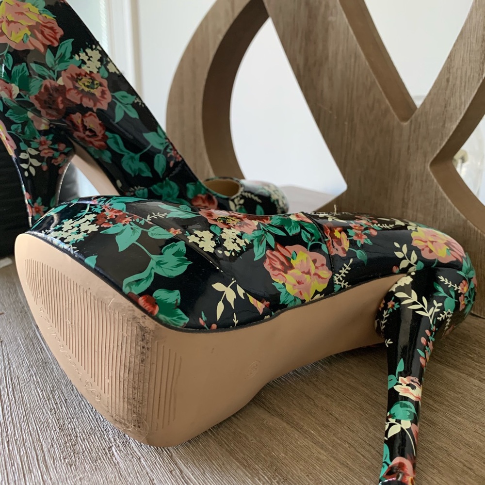 Floral 5 inch heels - Picture 4 of 4